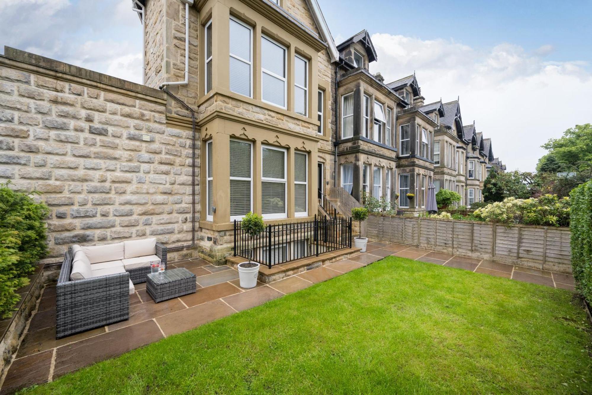 Sixtytwo By Harrogate Serviced Apartments Dış mekan fotoğraf